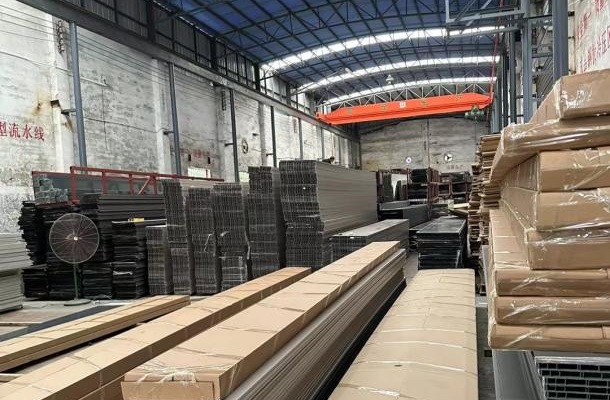 Aluminium Kitchen Cabinet